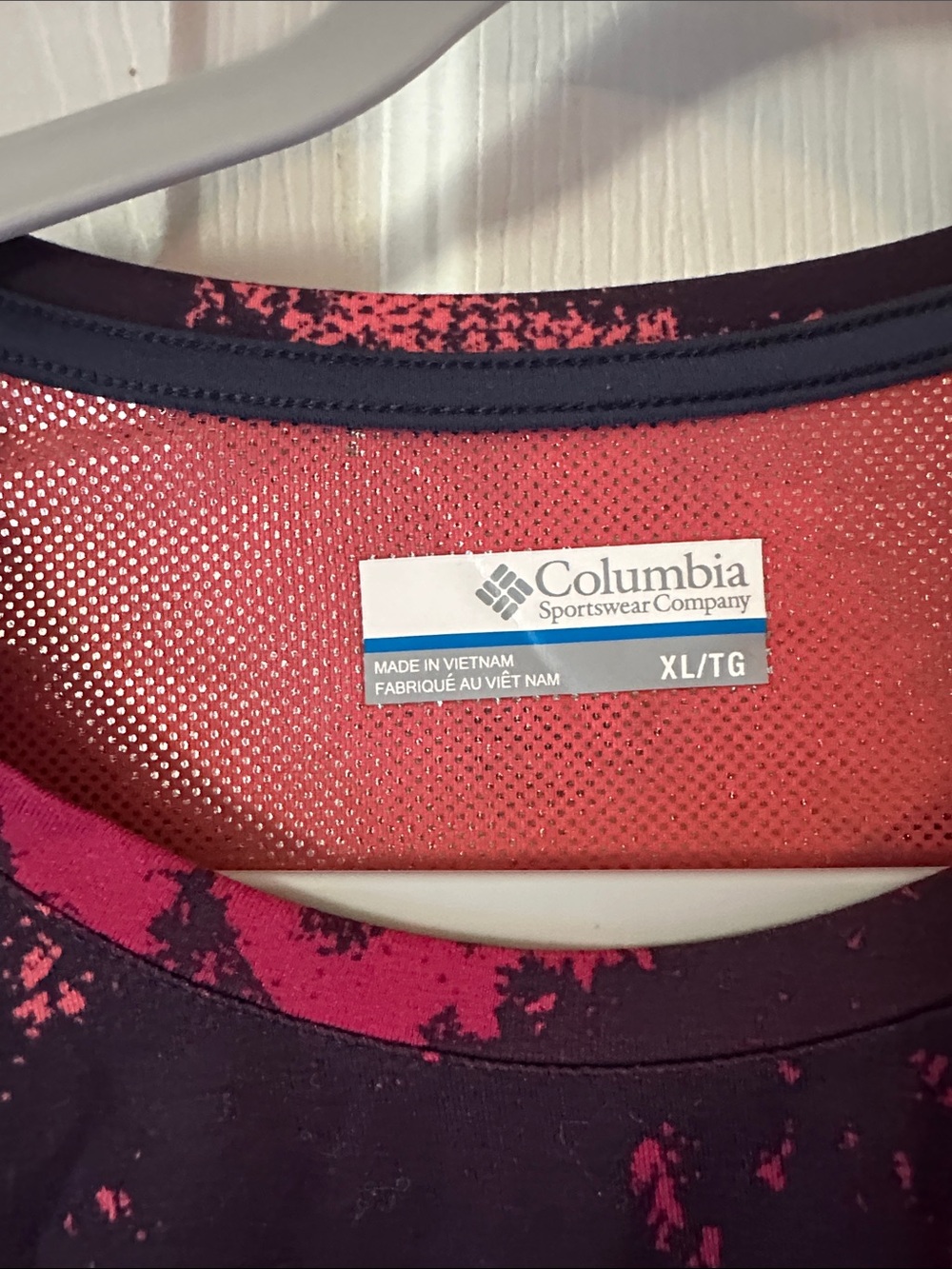 Columbia Long Sleeve Performance Shirt - Black & Hot Pink Splatter - Picture 2 of 2